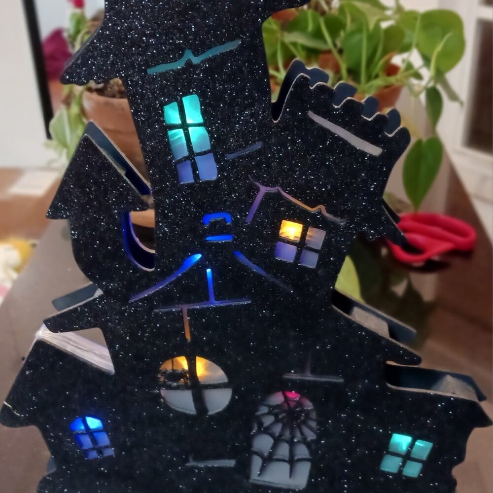 Publix Sparkly LED Haunted House Decoration